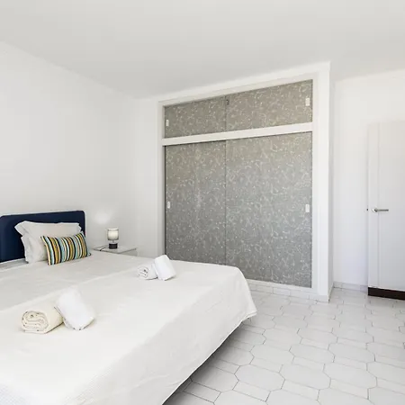 The Concierge - Pool & Sunset Balconies דירה